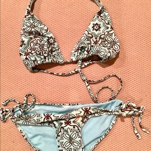 exhilaration 2 piece bikini small, turquoise blur with bling and brown design